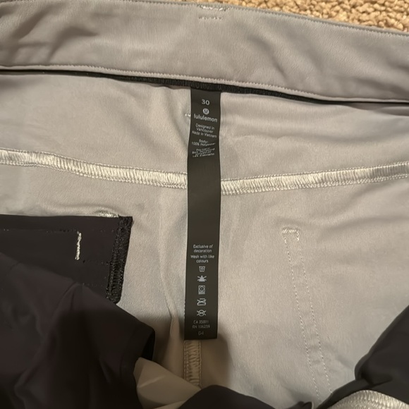 Lululemon ABC pants - Picture 2 of 3